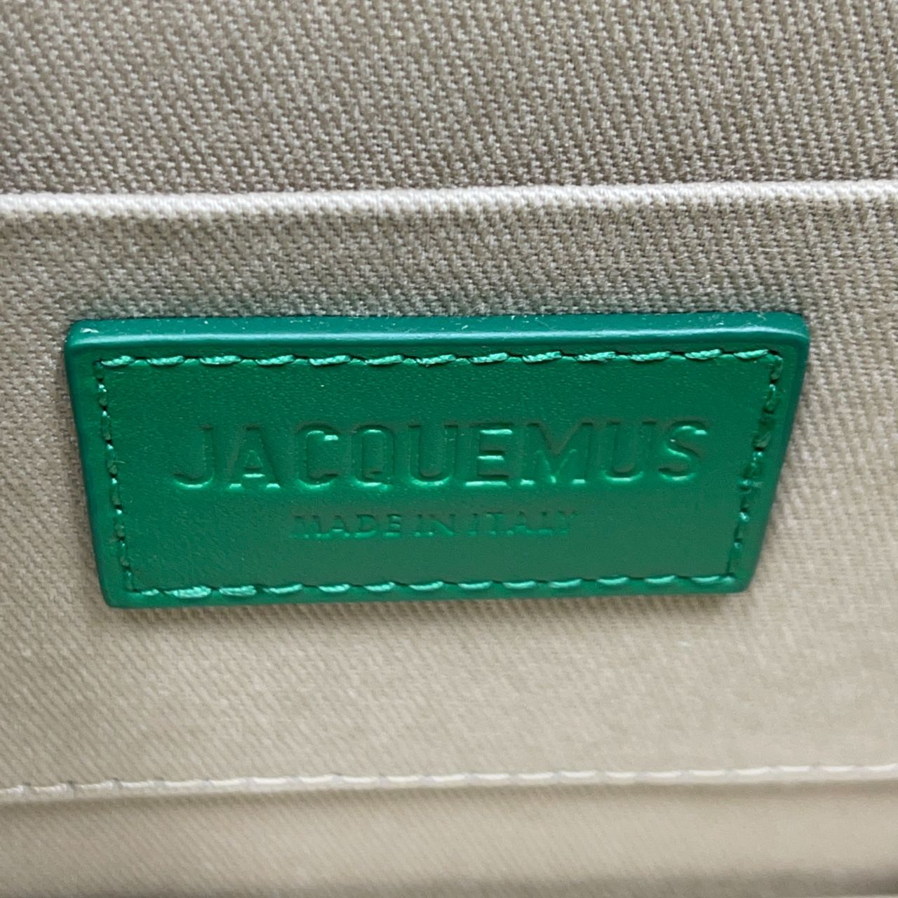 56B7DA78-EC1F-49C6-ABA9-D9B1BFE55FDD